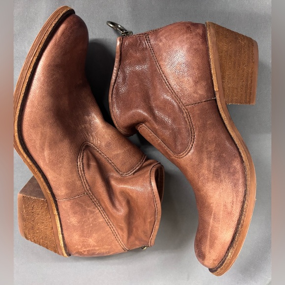 Sofft Aisley Western Booties Size 7 Color Cafe - Picture 8 of 13